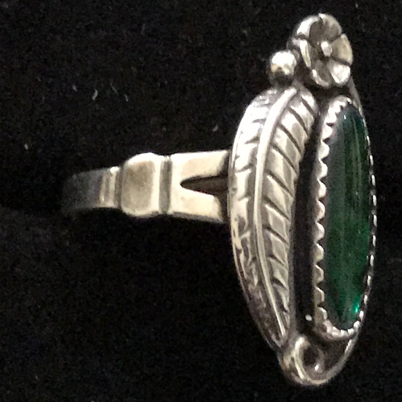 Sterling Silver Vintage Paua Shell Navajo solid Ring - Picture 2 of 6